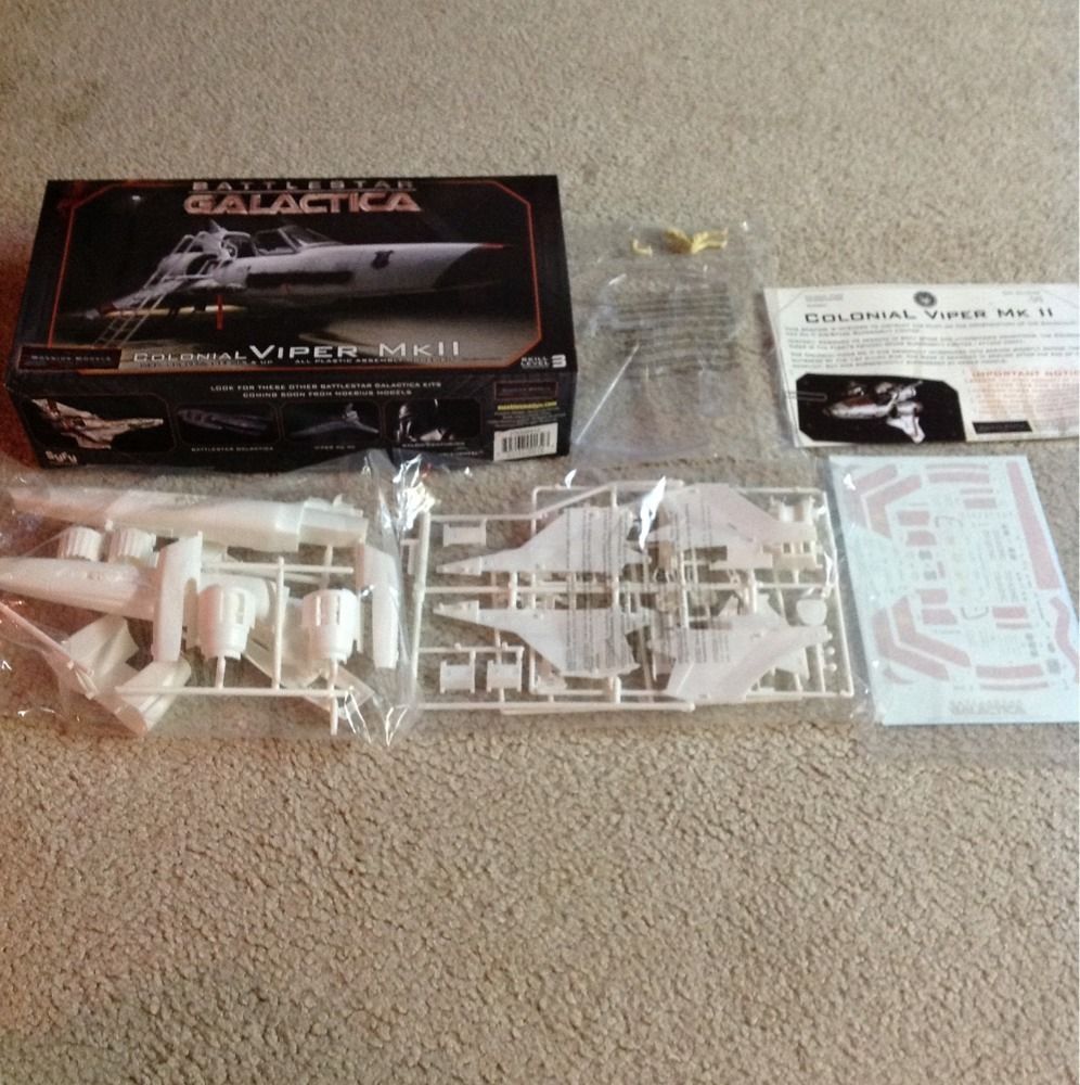 Mobius Models 1 32 Scale Battlestar Galactica Colonial Viper MkII