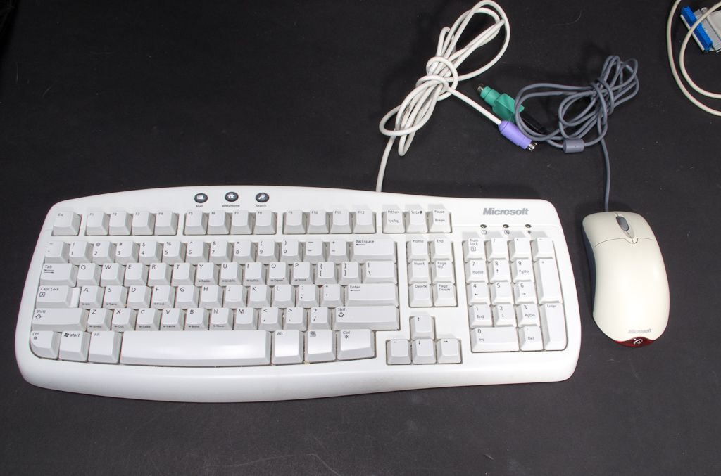 Microsoft Basic Keyboard White Wheel Mouse Optical Used