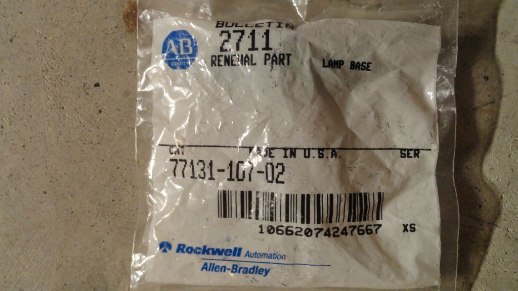 1484) Allen Bradley Protector Boot for Push Button 77131 107 02 lamp