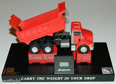 Snap On Dump Truck Desk Clock 150 Scale Die Cast *Excellent Condition