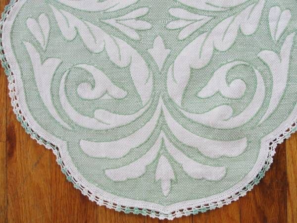 Vintage Green & White Feather Scrolls Swedish Embroidered Huck Linen