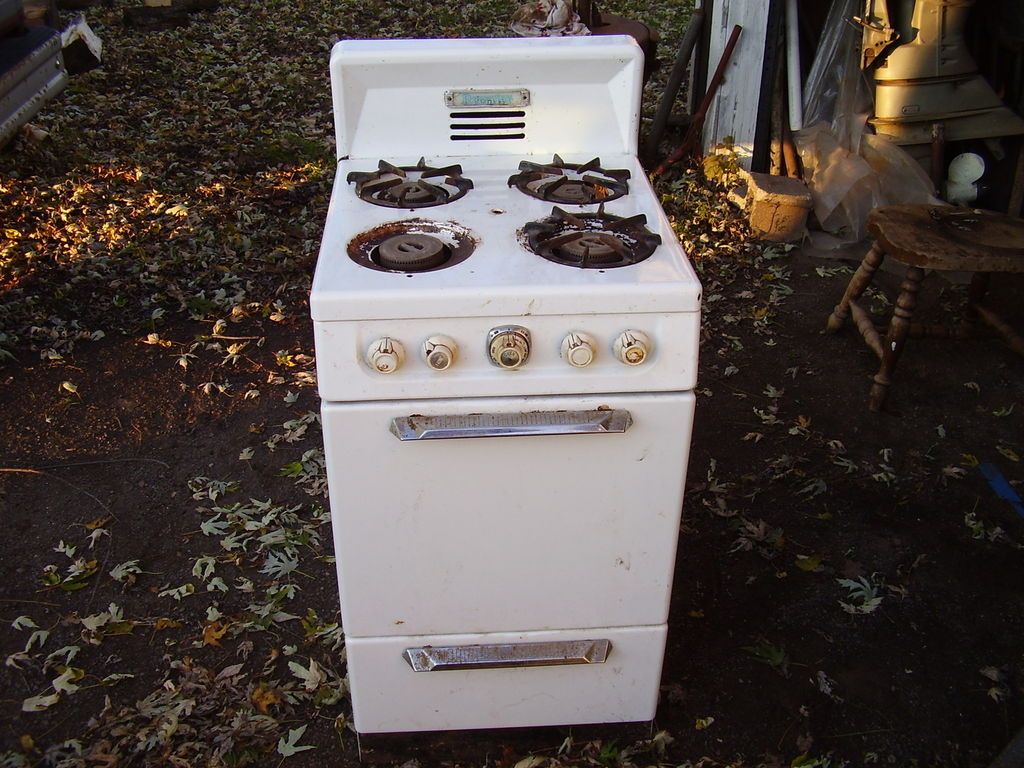 Vintage Robertshaw Gas Stove Body Piece. Top Backpiece.