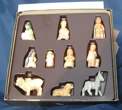 VINTAGE 1982 GOEBEL NATIVITY 10 PIECE WEST GERMANY ~ D 8633 ~ with