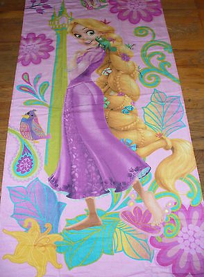 New Disney Tangled Rapunzel Beach / Bath Towel Plush