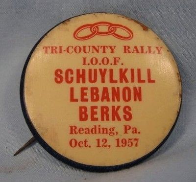 Odd Fellows 1957 Tri County Rally Pin Schuykill Lebanon Berks PA (O