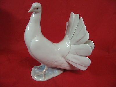 Beautiful Lladro 1016 DOVE Glazed Mint Cond $325 VALUE