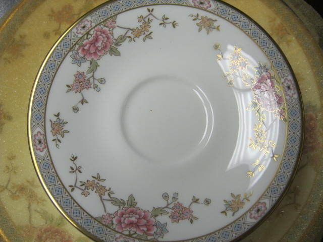 Royal Dalton Canton H5052 Saucer. 1 31 2012 024  MW