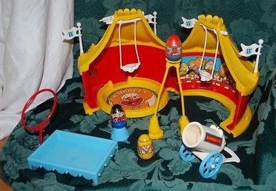 VINTAGE WEEBLES CIRCUS LITTLE PEOPLE PLAYSET w/ ACC