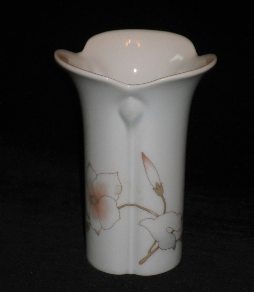 ARZBERG   Flora Bianca   Corso Shape   SMALL VASE   4A