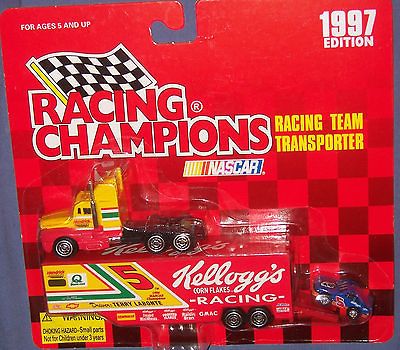 RACING CHAMPIONS 187 NASCAR TEAM Transporter w/ MINI STOCK CAR