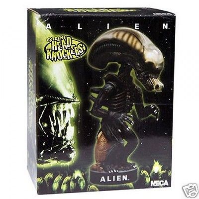 ALIEN HEAD KNOCKER BOBBLE HEAD NECA FIGURE PREDATOR AVP