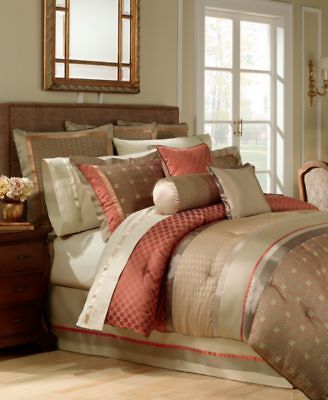 Waterford Bogden King Comforter Cinnabar Gold Pink Green New