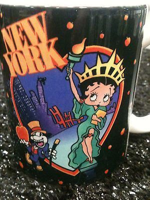 ~ STATUE OF LIBERTY ~ NEW YORK ~ 11 oz High Glazed Ceramic MUG