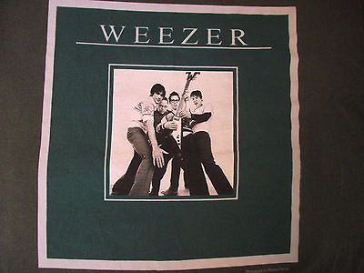 WEEZER EXTENDED MIDGET CONCERT SHIRT MENS SIZE LARGE MARINA CHAVEZ