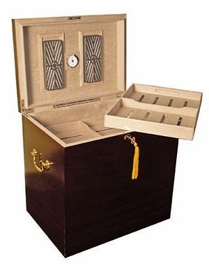 CIGAR HUMIDOR 500 ct Cuban Foot Locker Huge Capacity + Hygrometer