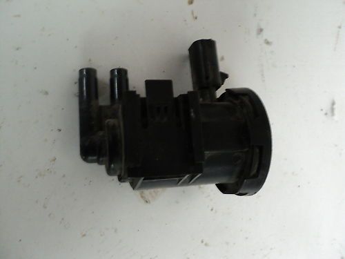 1999 CHRYSLER CONCORDE 2.7 LTR EVAP SOLENOID