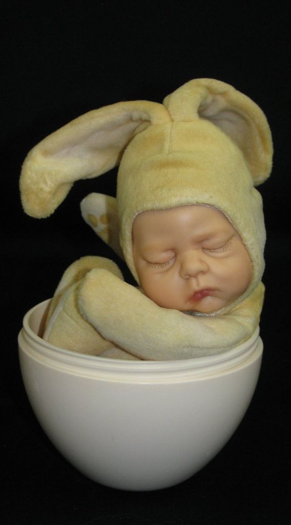 Geddes Newborn Baby Bunny Doll In Egg RARE 2001 Great Gift Collectible