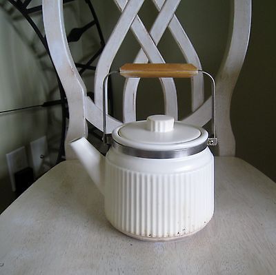 Vintage M. Kamenstein Japan Porcelain Tea Kettle c1981 Teakettle 7 Cup