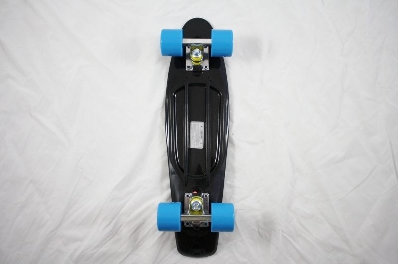 RETRO PLASTIC 22 SKATEBOARD CRUISER SKATE BOARD + PENNY GRIP BLACK