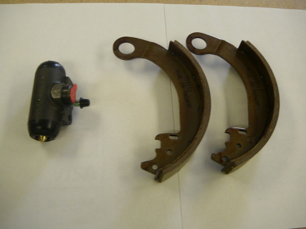 Cushman Brake Shoes and Wheel Cylinder 1960 UP Pair