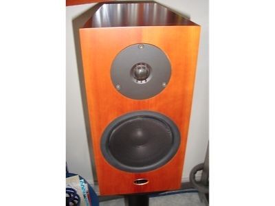 LINN KATAN   MONITOR SPEAKERS   USED   PAIR   CHERRY