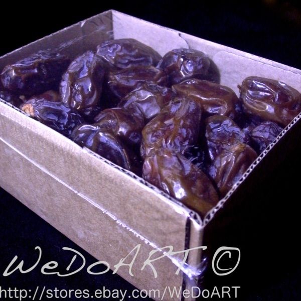 NATURAL DATES MEDJOUL Medjool 1kg kosher Jordan river  Israeli Fresh