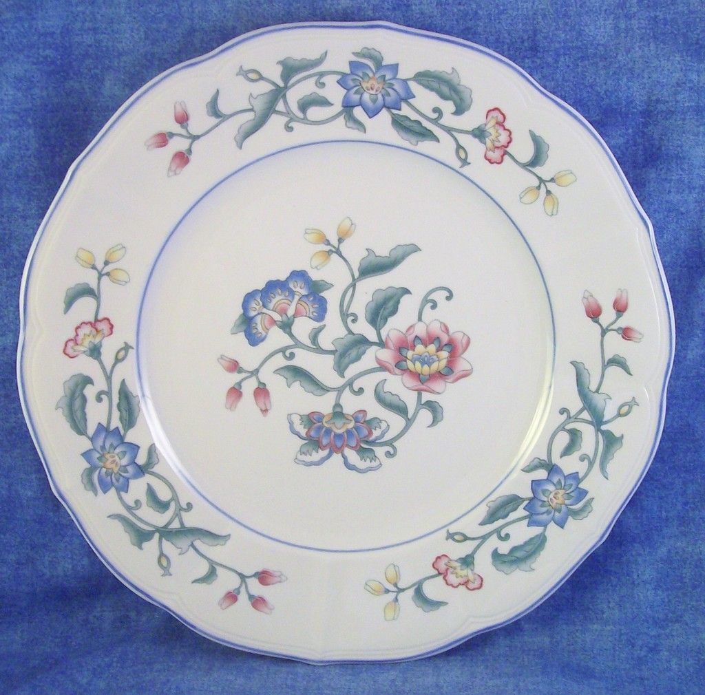 Villeroy & Boch Delia Salad Plate 8 1/4