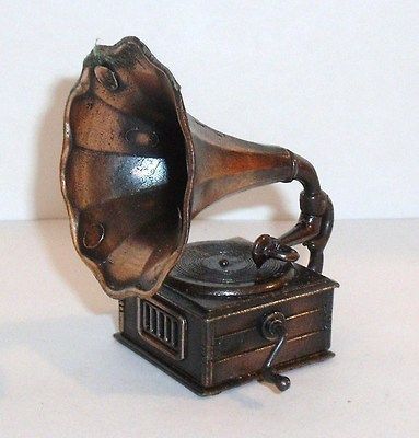 1970s DURHAM MINIATURE Metal VICTROLA PHONOGRAPH ~ TURN HANDLE