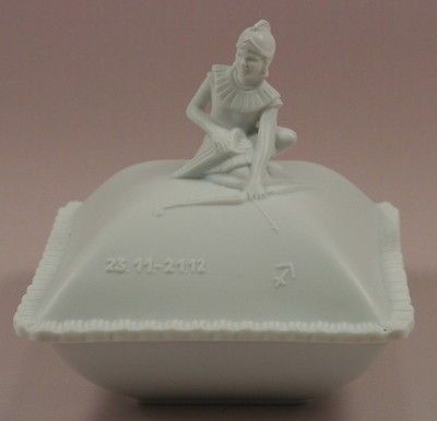 AK Kaiser   Porcelain Bisque   Zodiac Box   Sagittarius Signed 684