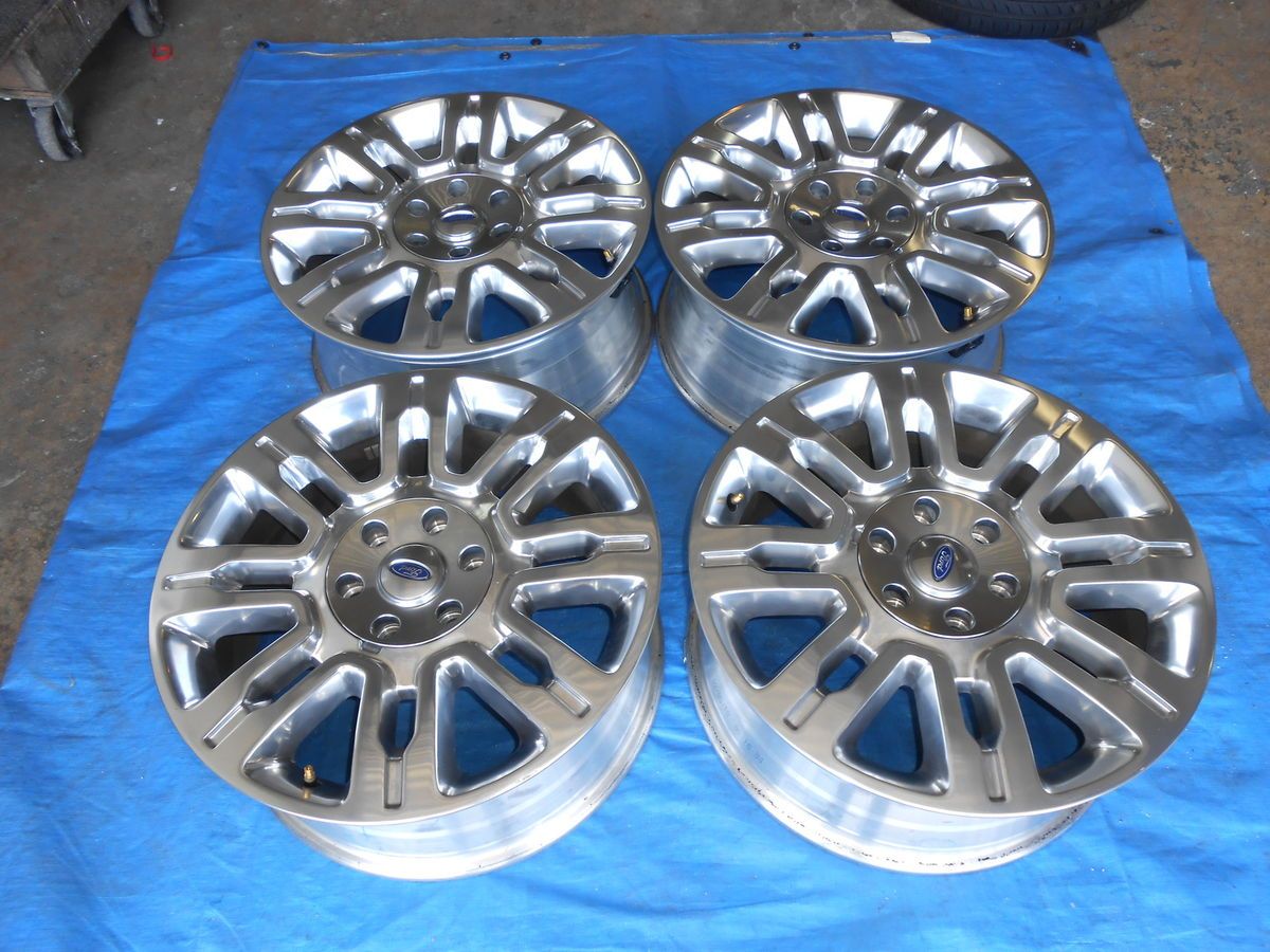 20 Ford 2010 F 150 Platnum Wheels w Monitors 03788