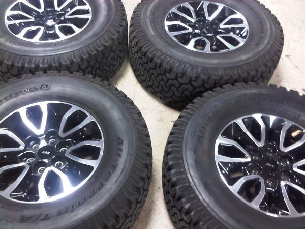 Ford F150 SVT Raptor Wheels 17 Black and Machined BFG A T KO Tires