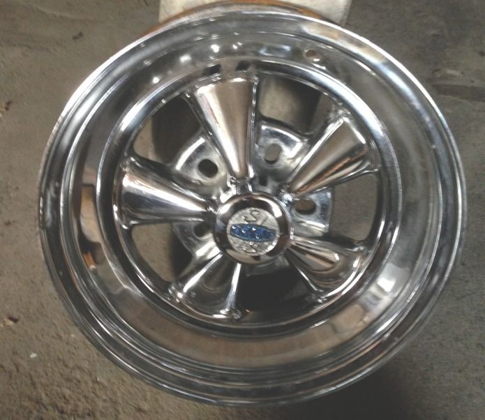 Classic Crager SS 15x7 Rims Univarsal 5 Lug