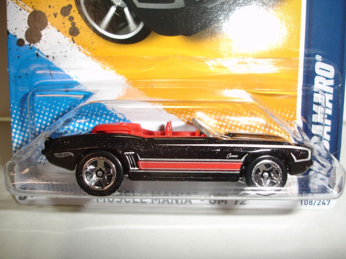 2012 Hot Wheels 1969 Chevy Camaro Convertible Muscle Mania GM 108 Case