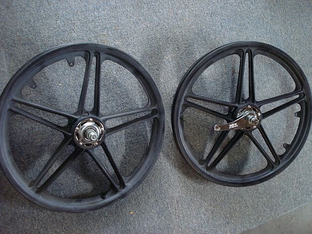 vintage BMX red STONE rims MAG schwinn SKYWAY tuff WHEELS old SCHOOL